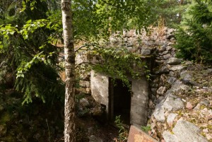 Kuuskajaskarin loma- ja linnakesaari